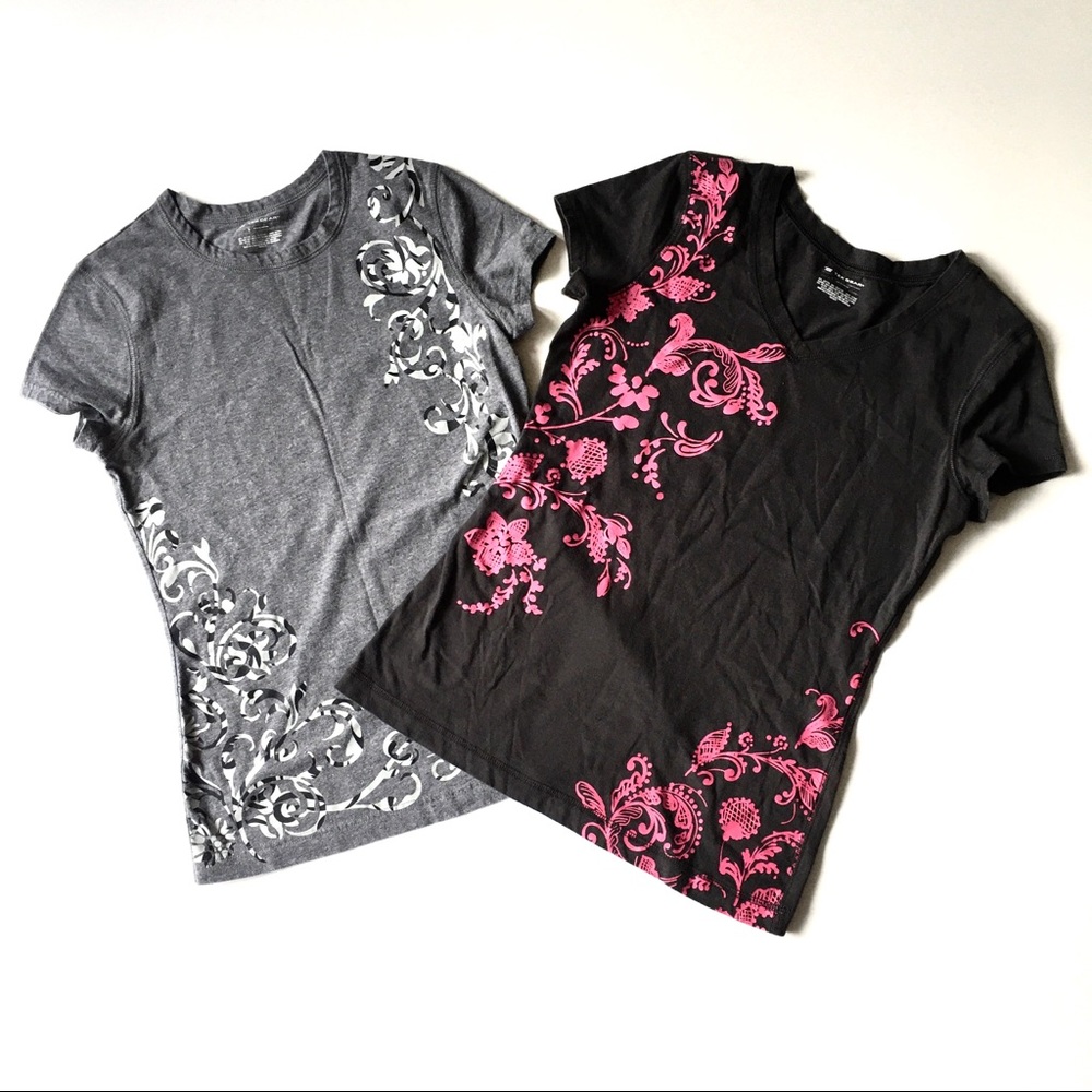 Lot of 2 T-Shirts Women Size S Tek Gear